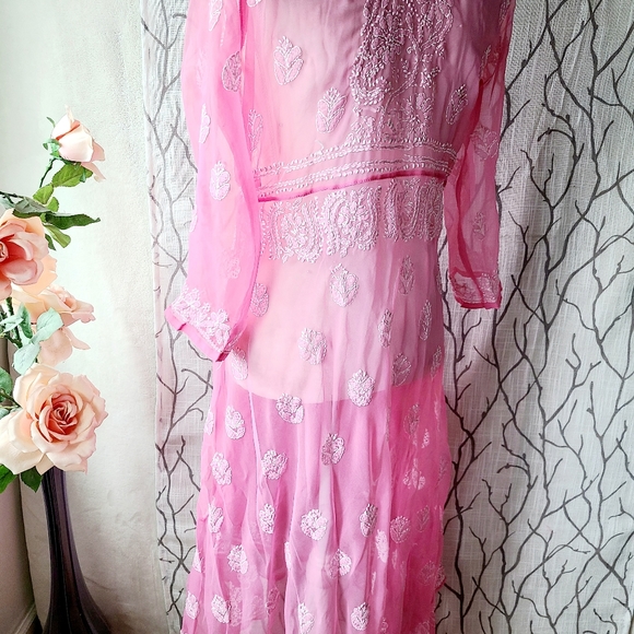 8️⃣2️⃣New boutique Pink,yellow chikankari maxi dress - Picture 11 of 12